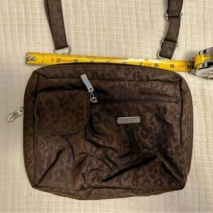 Baggallini Dark Brown Leopard Crossbody Bag